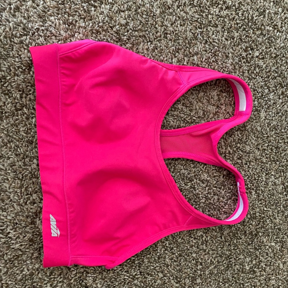 Small and extra small sports bra